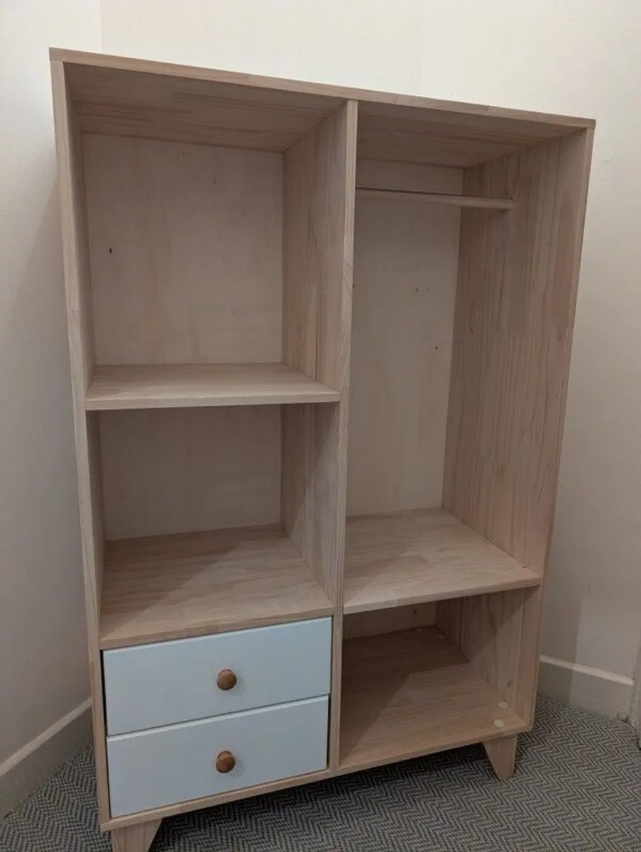 Children's wardrobe - Image 2