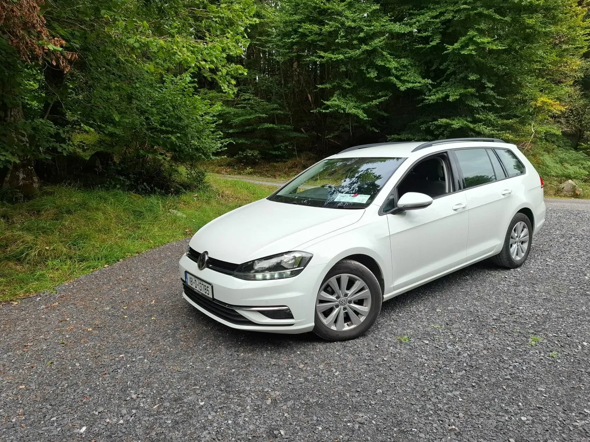 Volkswagen Golf 2018 estate - Image 2