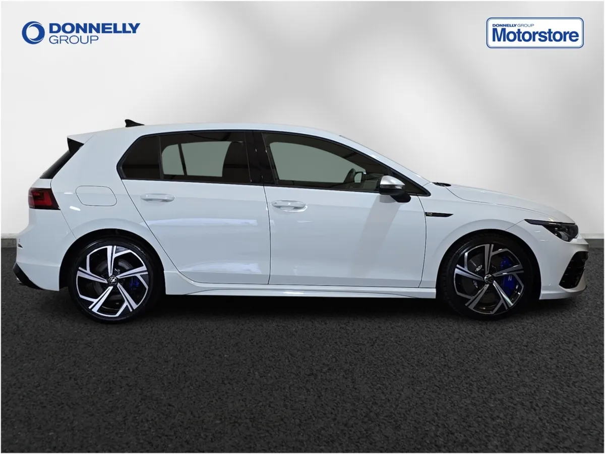 Volkswagen Golf Hatchback R - Image 3