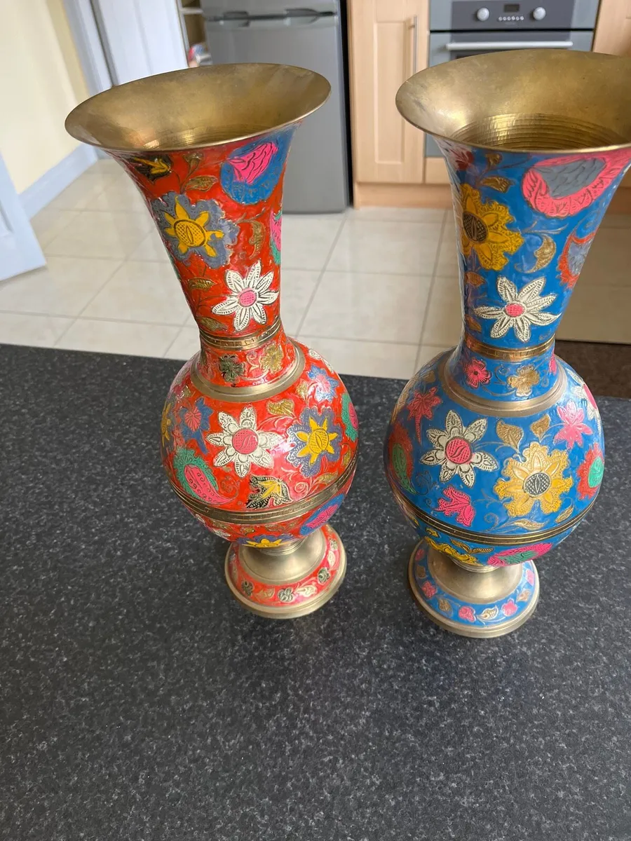 Vases - Image 4