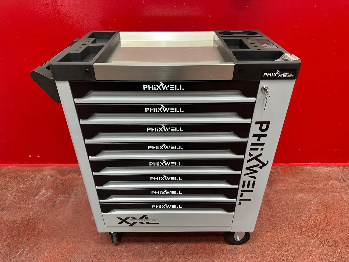 8 Drawer Tool Cabinet c/w Tools **Online Auction** - Image 1