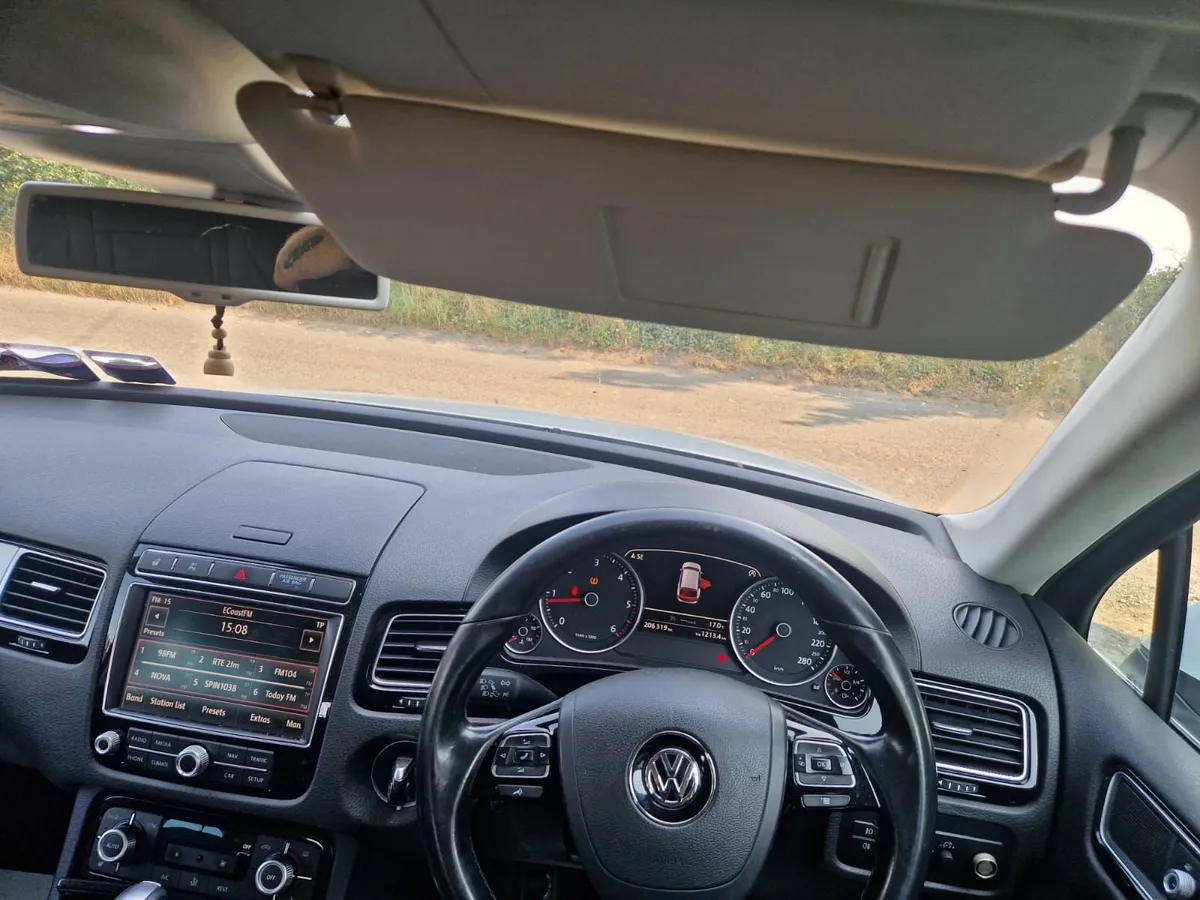 Volkswagen Touareg 2016 - Image 4