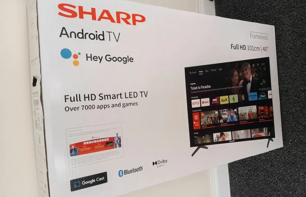 big tv + table - Image 2
