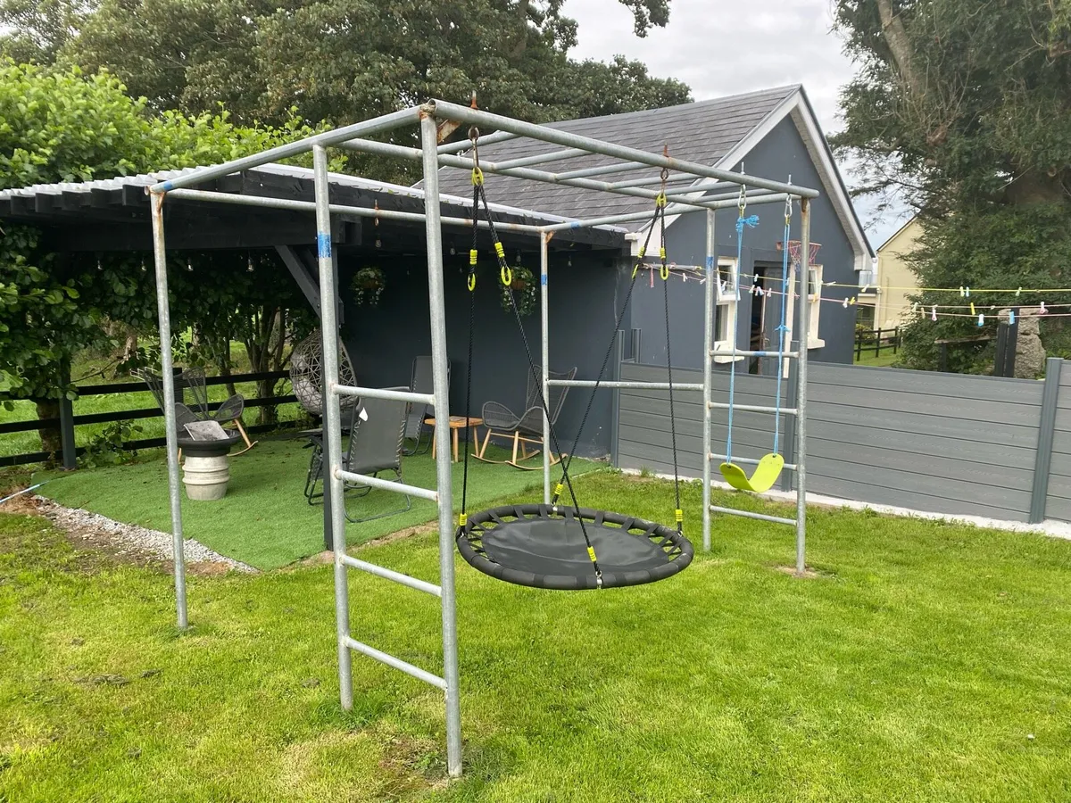 Swings and climbing frame - Image 1