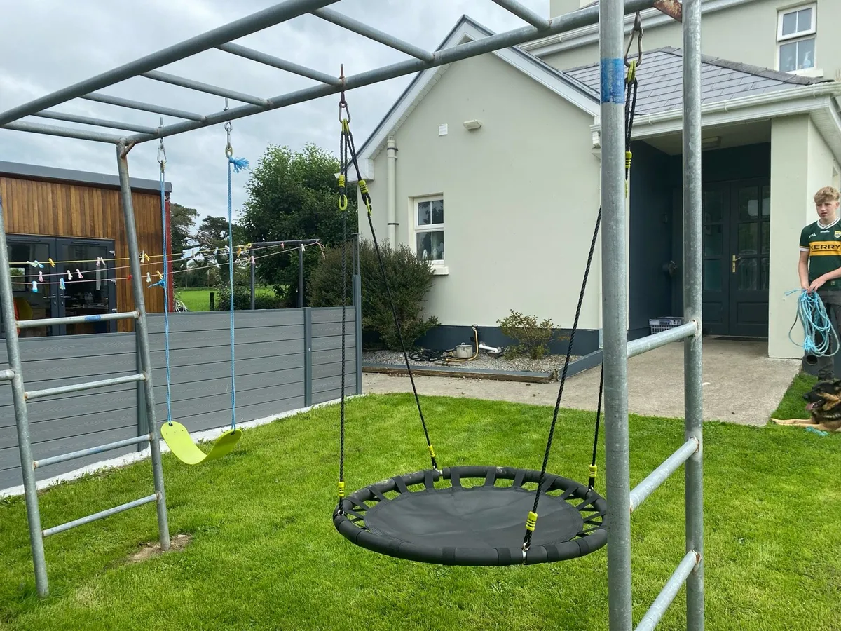 Swings and climbing frame - Image 3