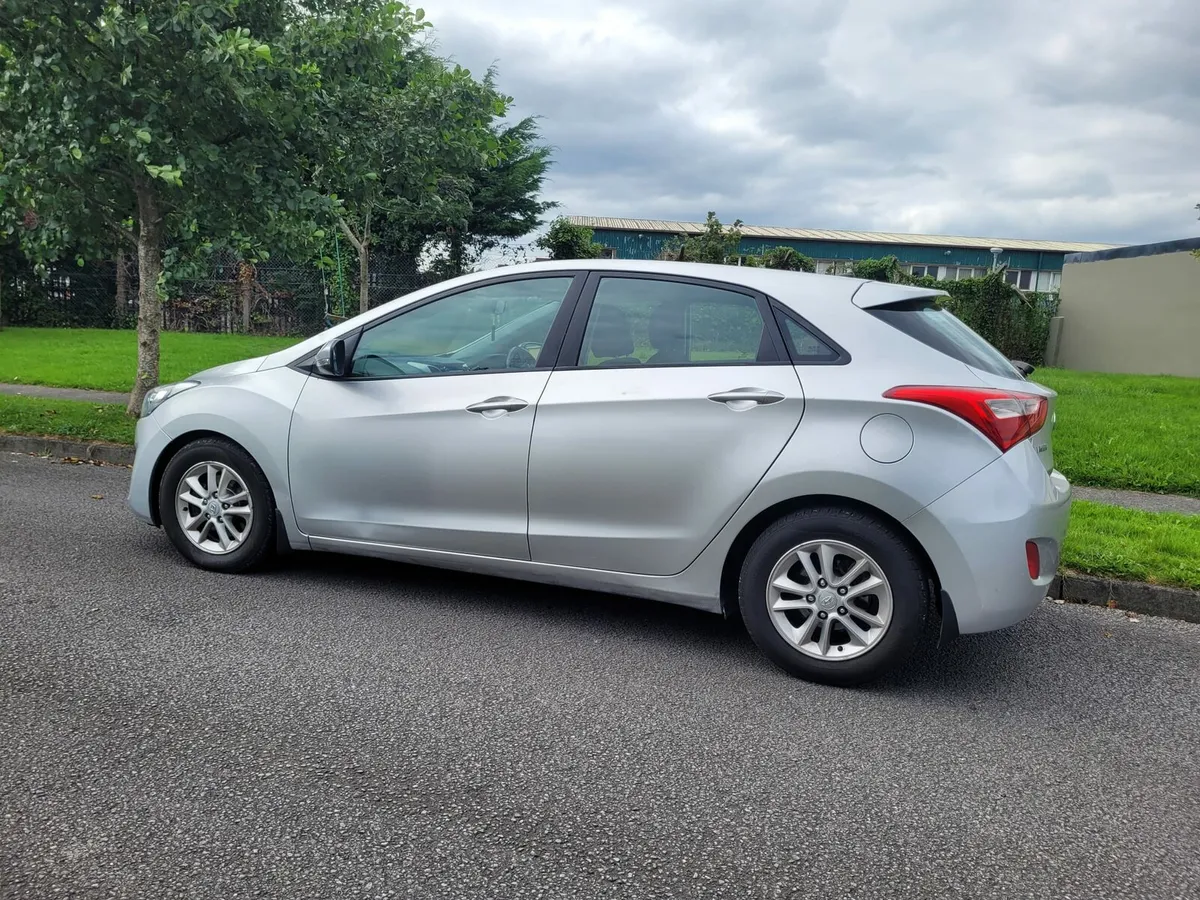 2012 HYUNDAI I30 1.4 CRDI TOP SPEC. - Image 4