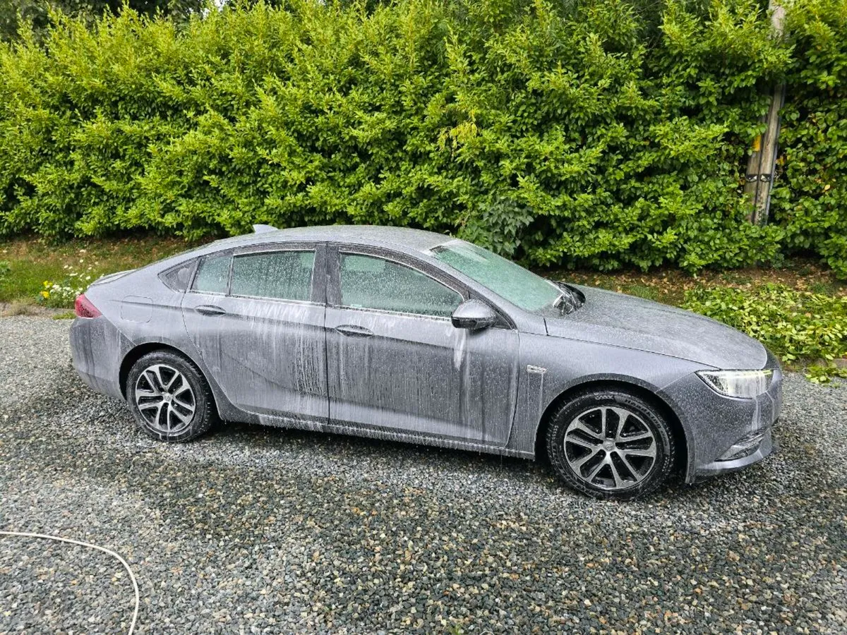 Opel insignia grand sport 1.6d - Image 2