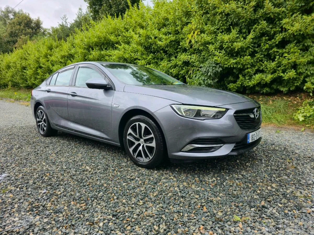Opel insignia grand sport 1.6d - Image 3