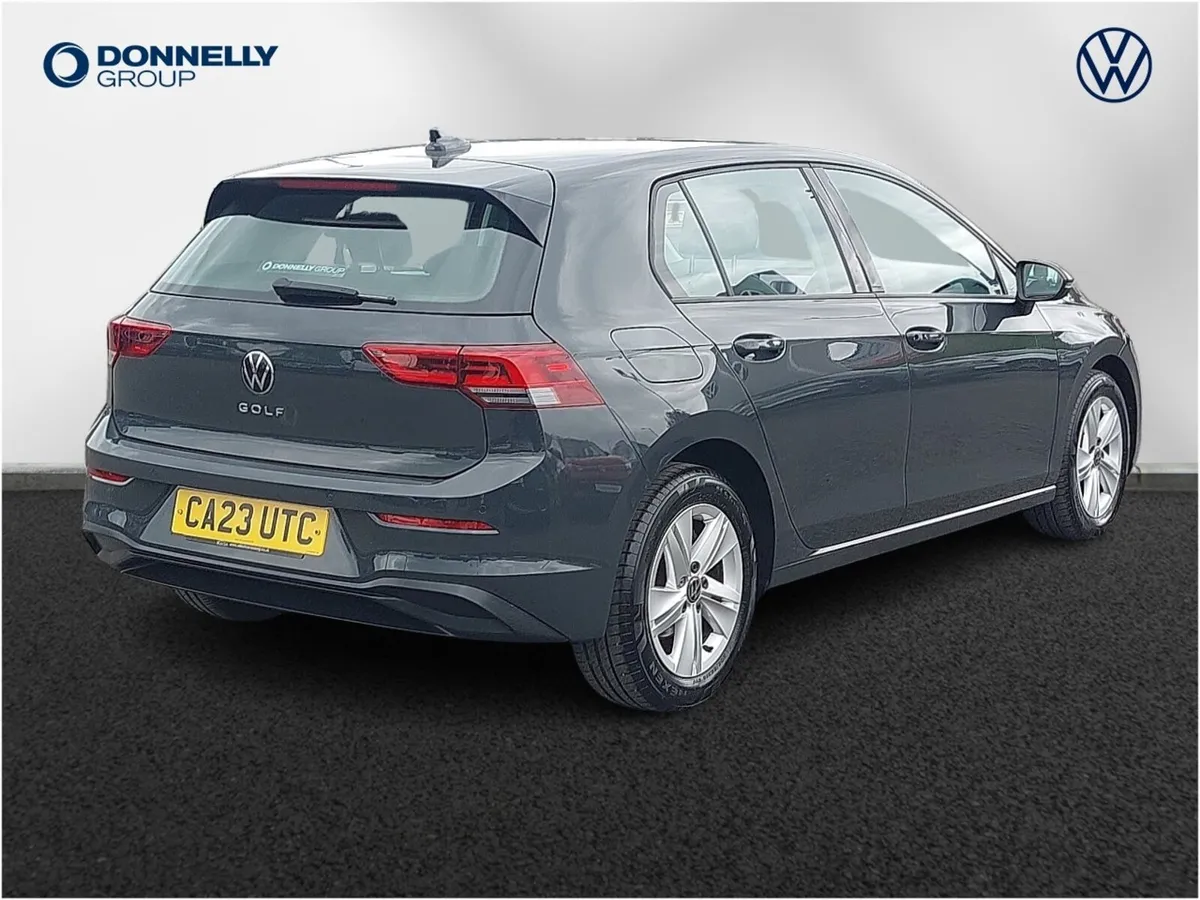 Volkswagen Golf Hatchback Life - Image 3