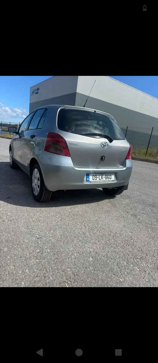 2009 Toyota yaris low millage €2500 - Image 4