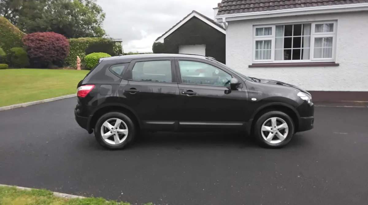 NISSAN QASHQAI 1.5 DCI..NEW NCT..LOW MILES - Image 3