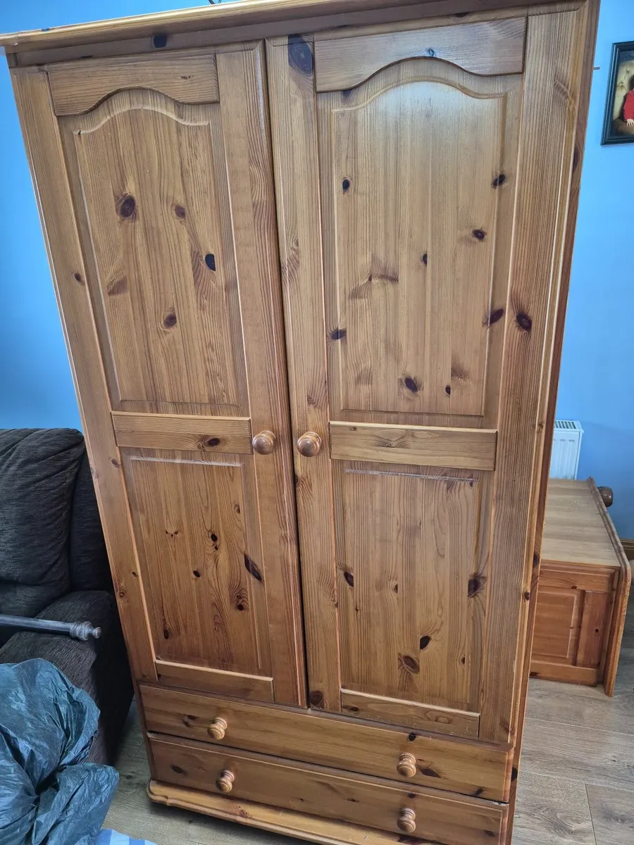 Pine wardrobe - Image 1