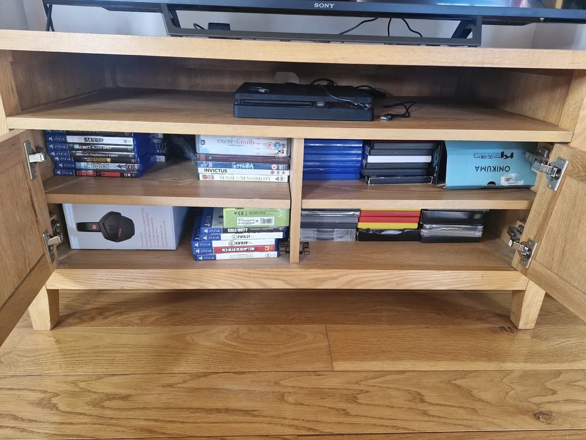 Solid Oak TV Unit - Image 2