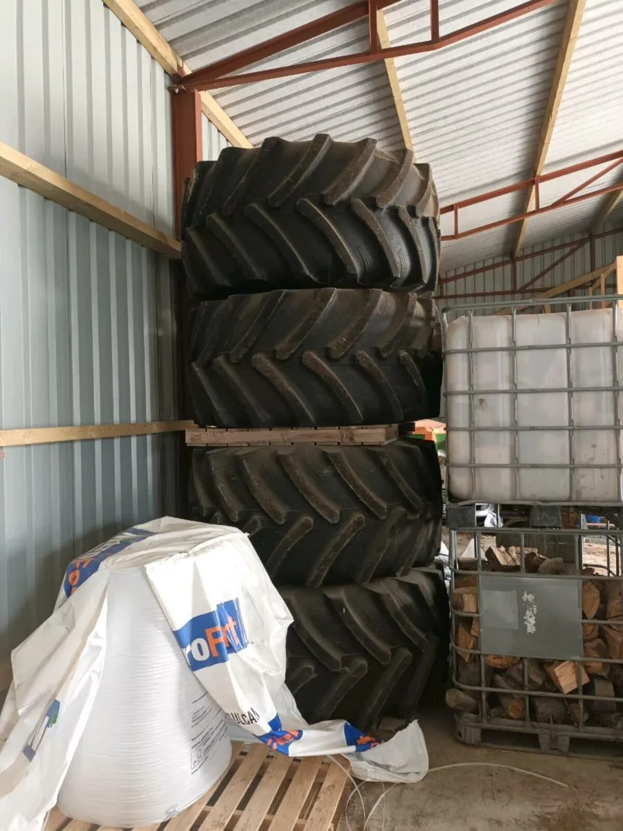 750/65R/26 tyres and rims. - Image 2