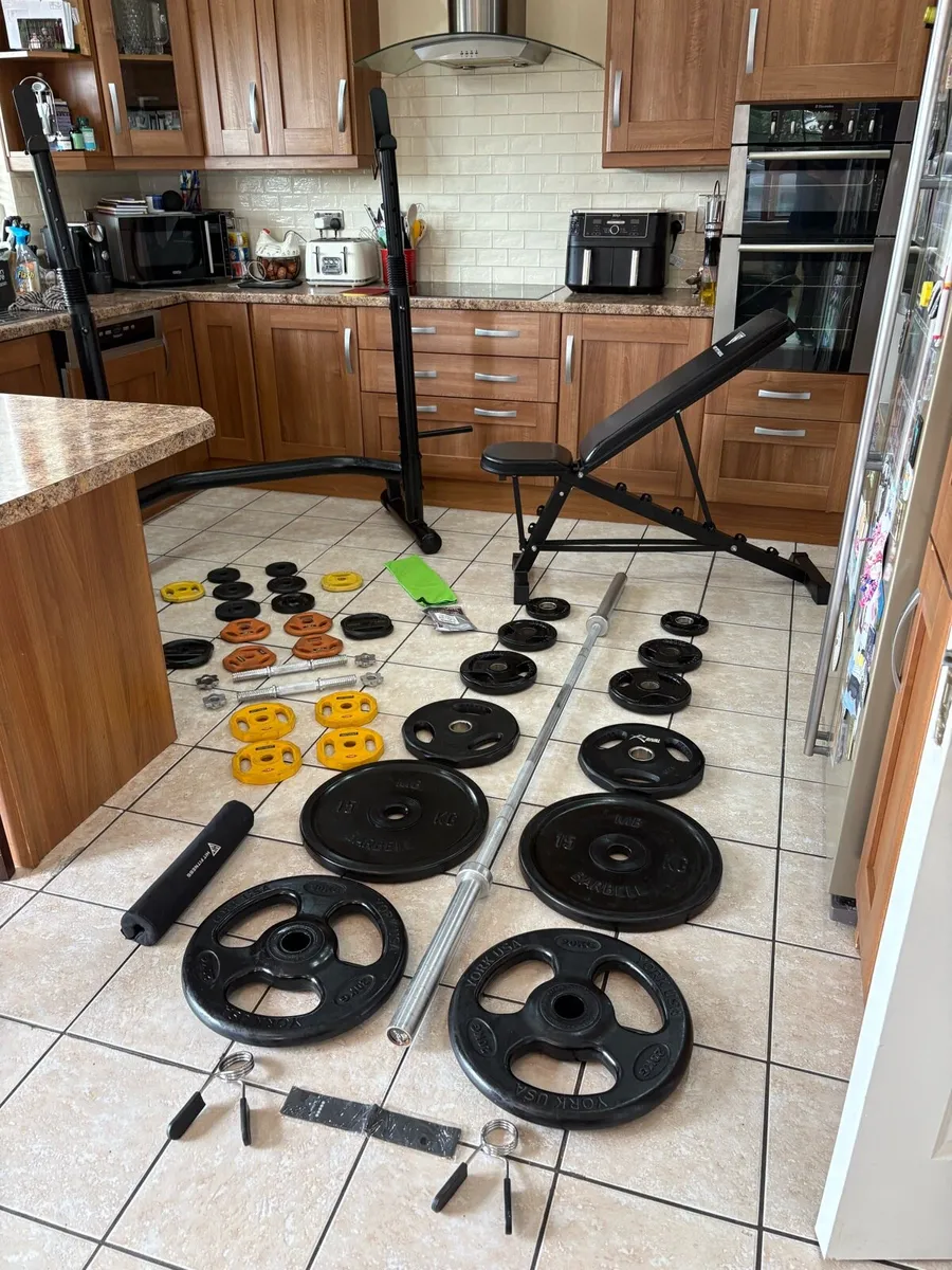 VERY CHEAP ALL IN 1 OLYMPIC WEIGHTLIFTING GYM SET! - Image 1