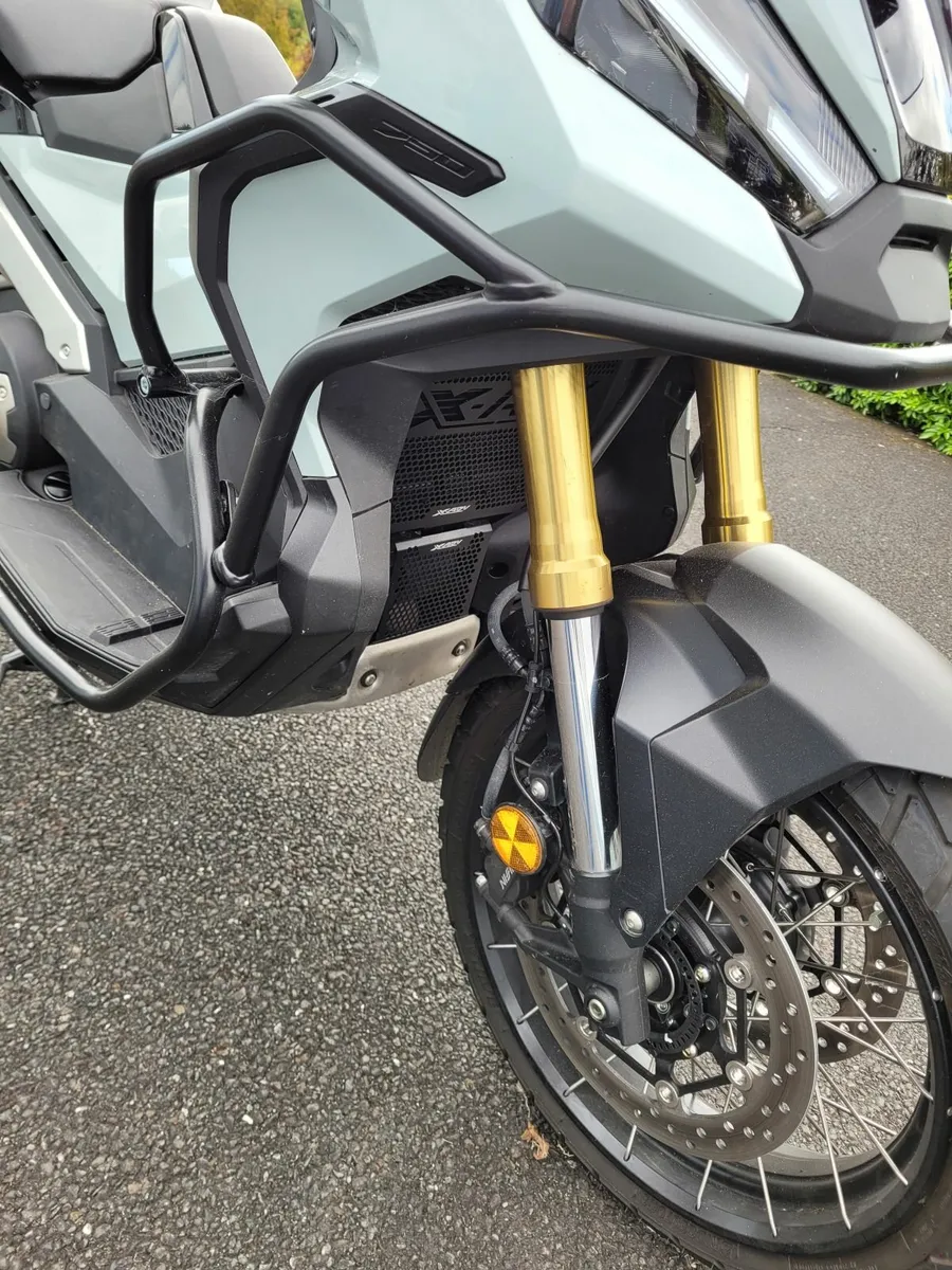 Honda XADV 2024 motorbike - Image 4