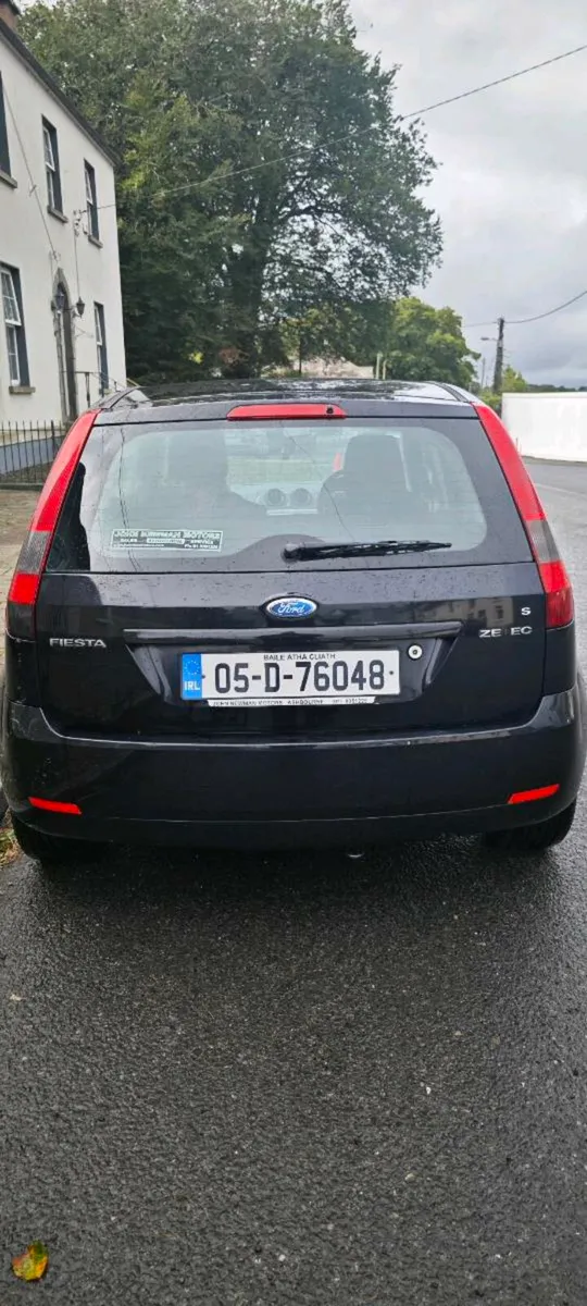 Ford fiesta LOW KMS 🌞 sunroof - Image 4