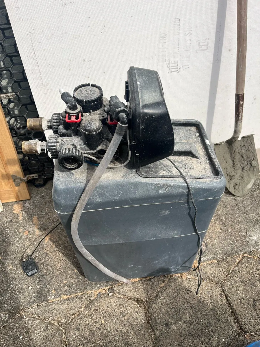 Water softener - Image 2