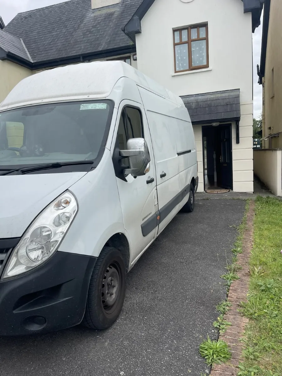 Renault Master 2015 - Image 2