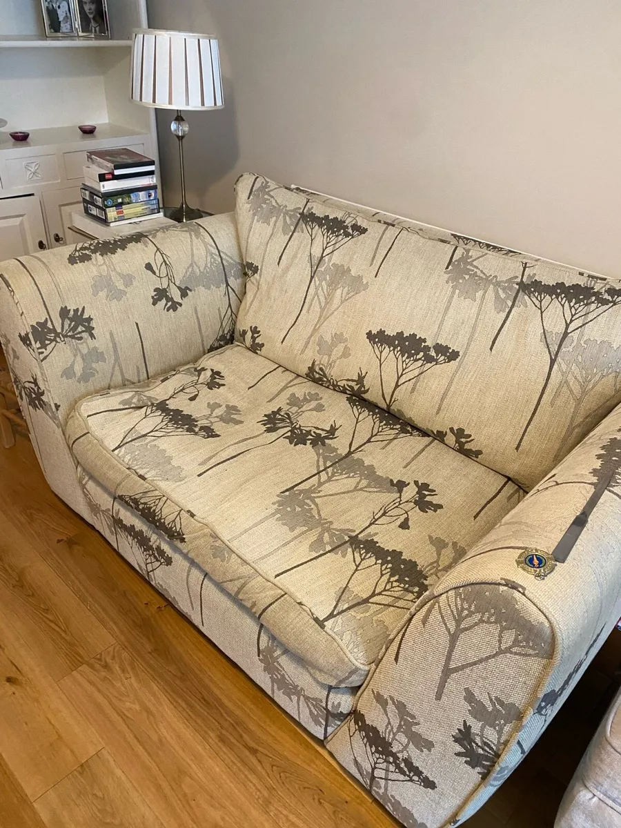 2 seater couch - Image 2