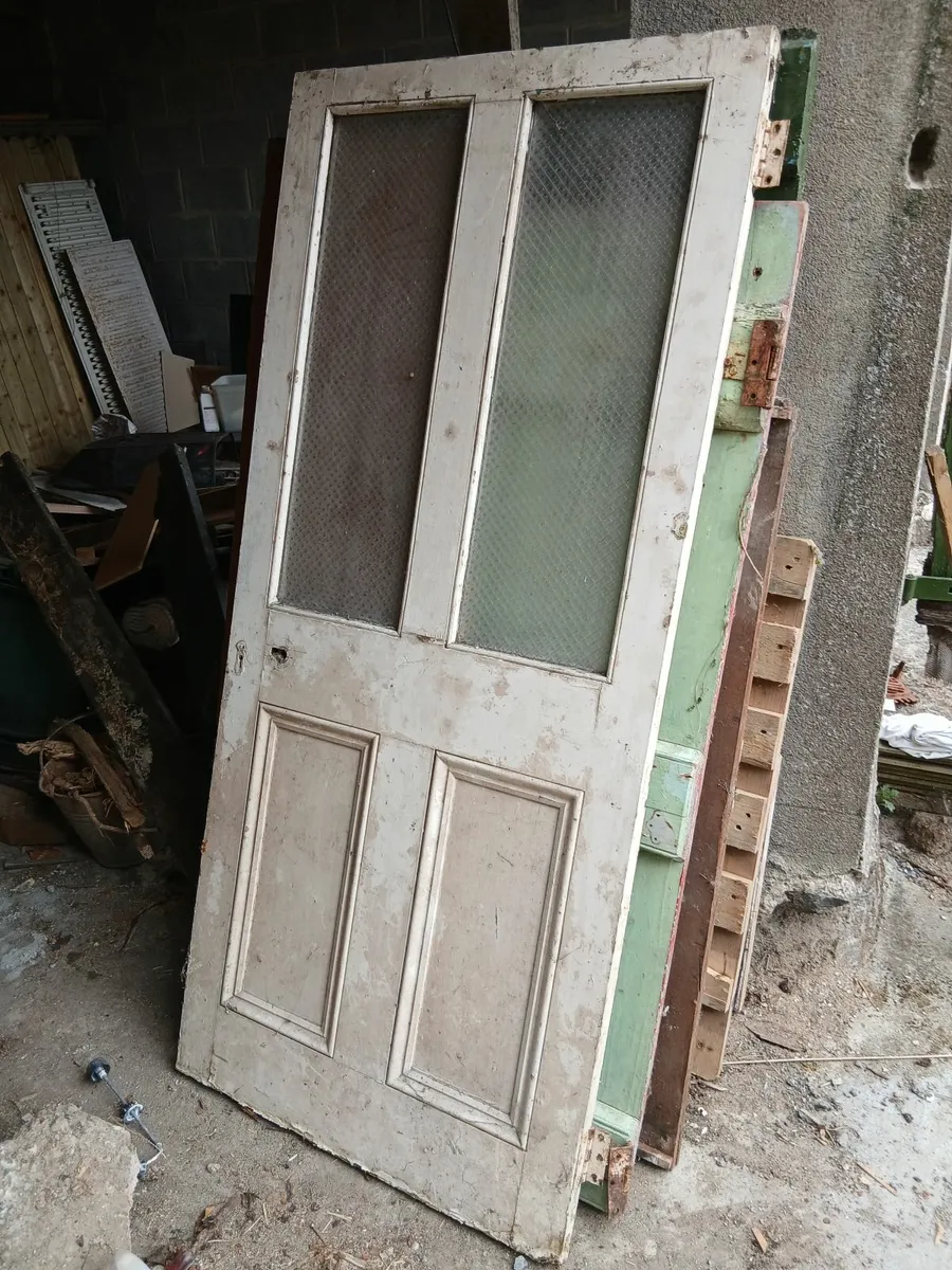 Victorian 1890s glazed pine door 32 inch x 71.25 t - Image 1