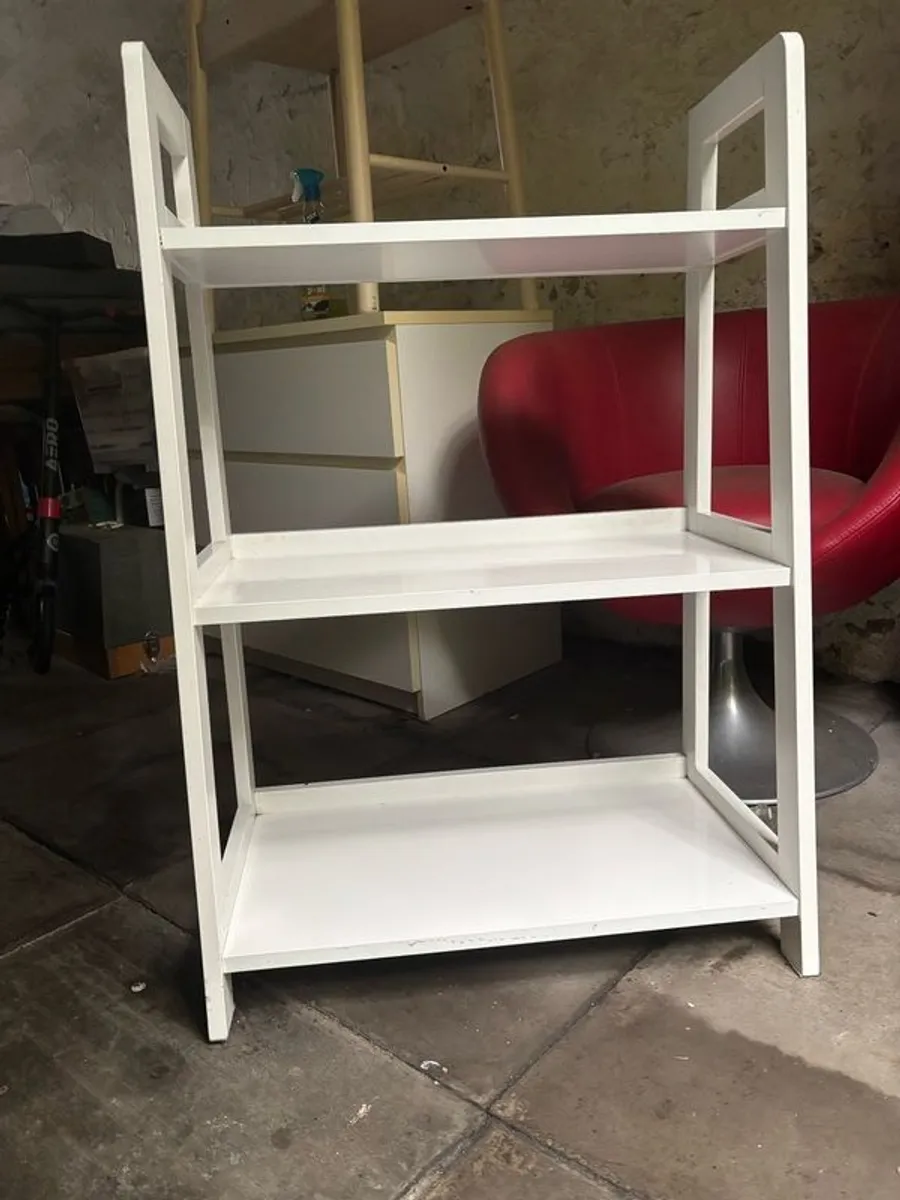 Shelving unit - Image 1