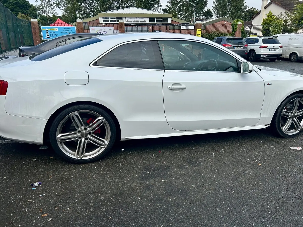 Audi A5 2010 - Image 4