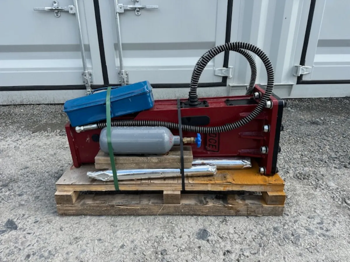 New Hydraulic Breaker / Hammer **Online Auction** - Image 1