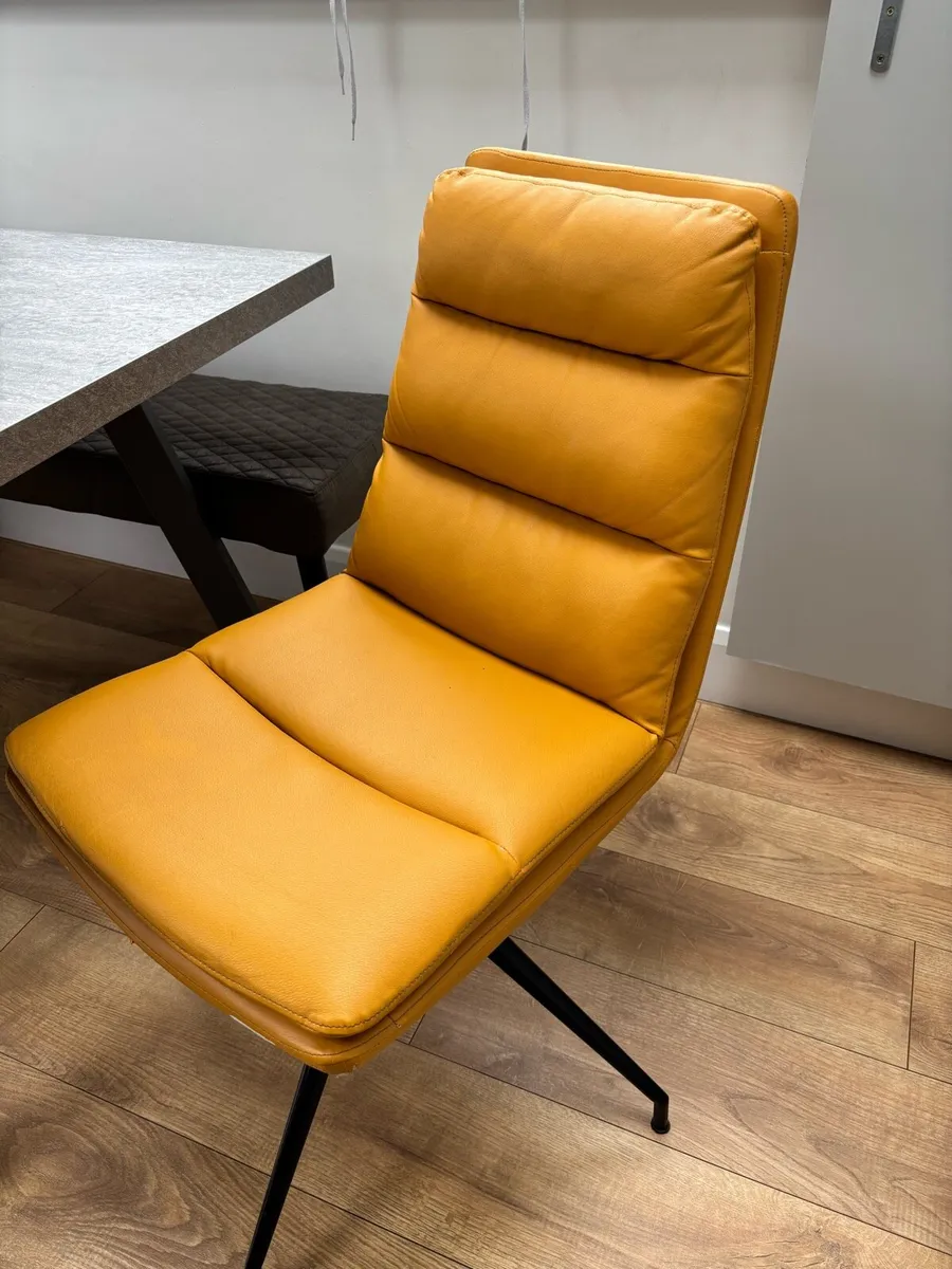 Chair - Image 4
