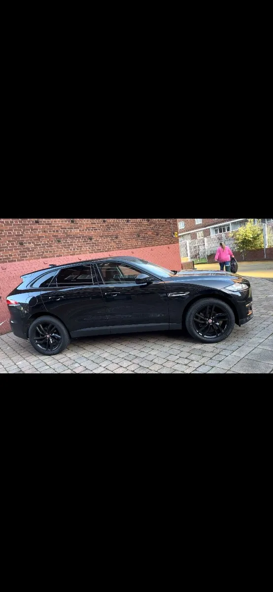 Jaguar F-Pace 2018 - Image 2