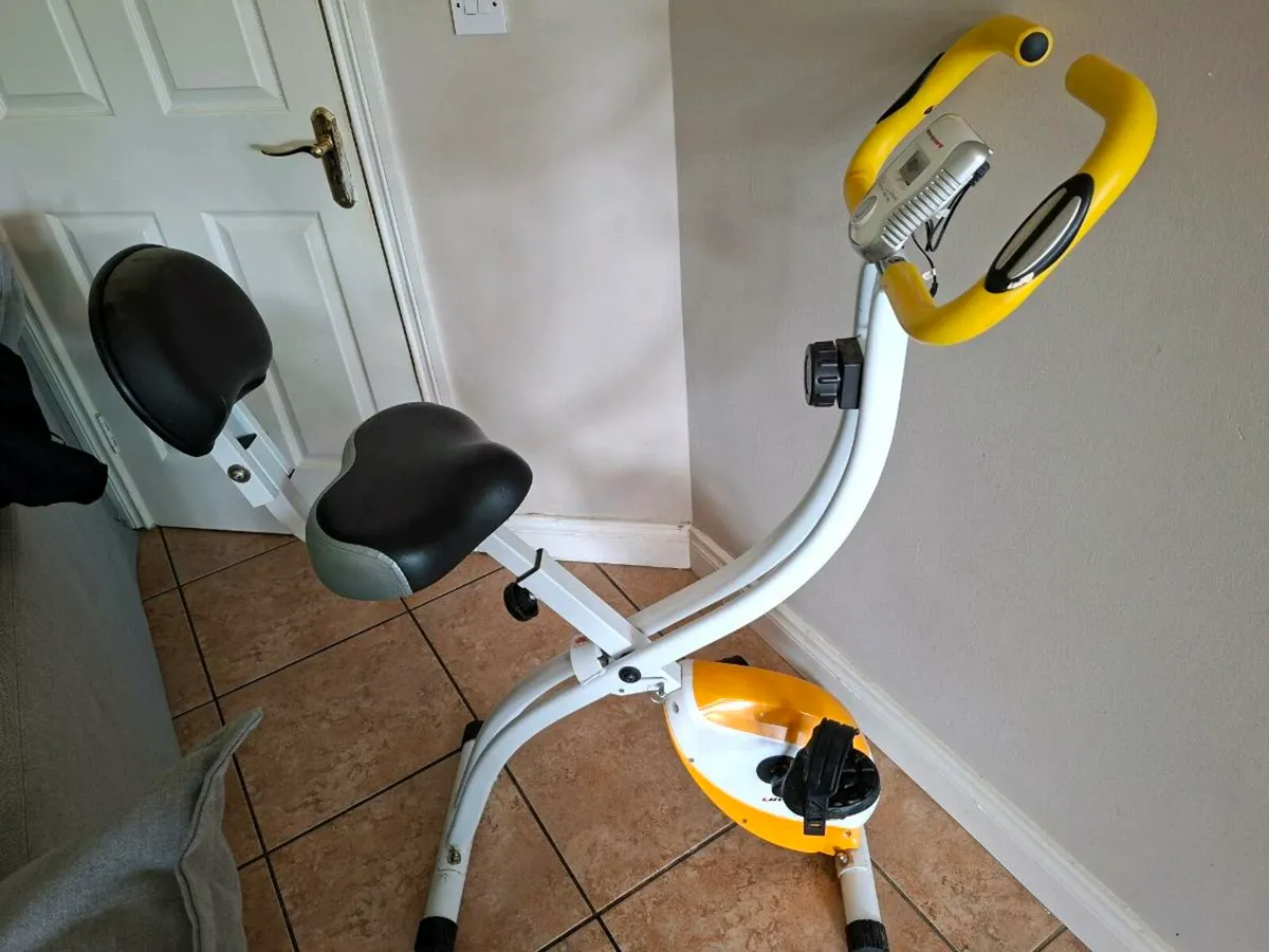 UltraSport folding excercise bike - Image 1