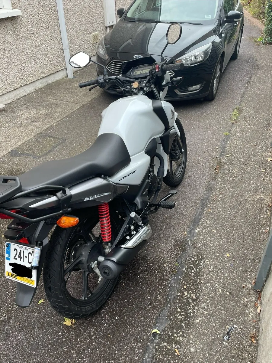 Honda CB125F 2024 (Price Negotiable) - Image 3