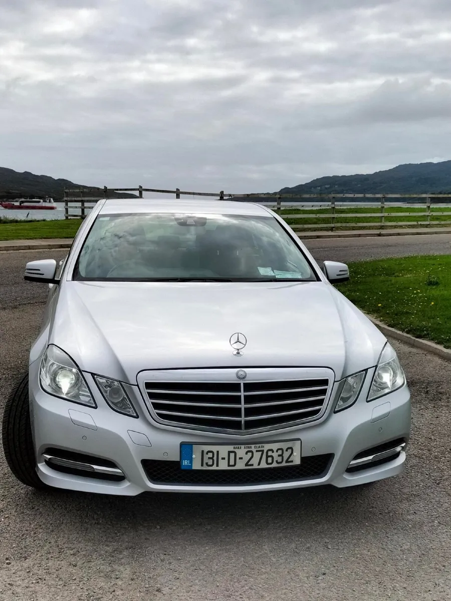 Mercedes-Benz E-250 2013 - Image 2