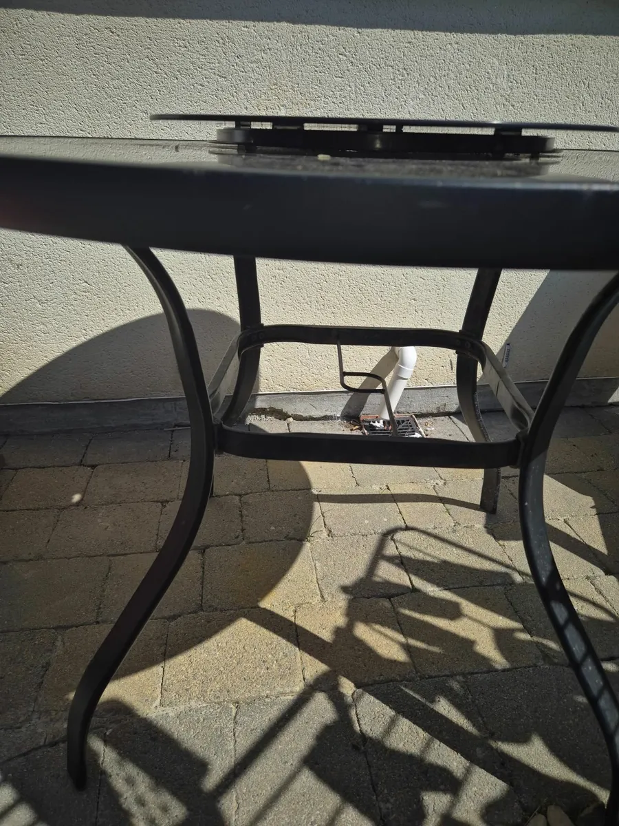 Garden Table - Image 3