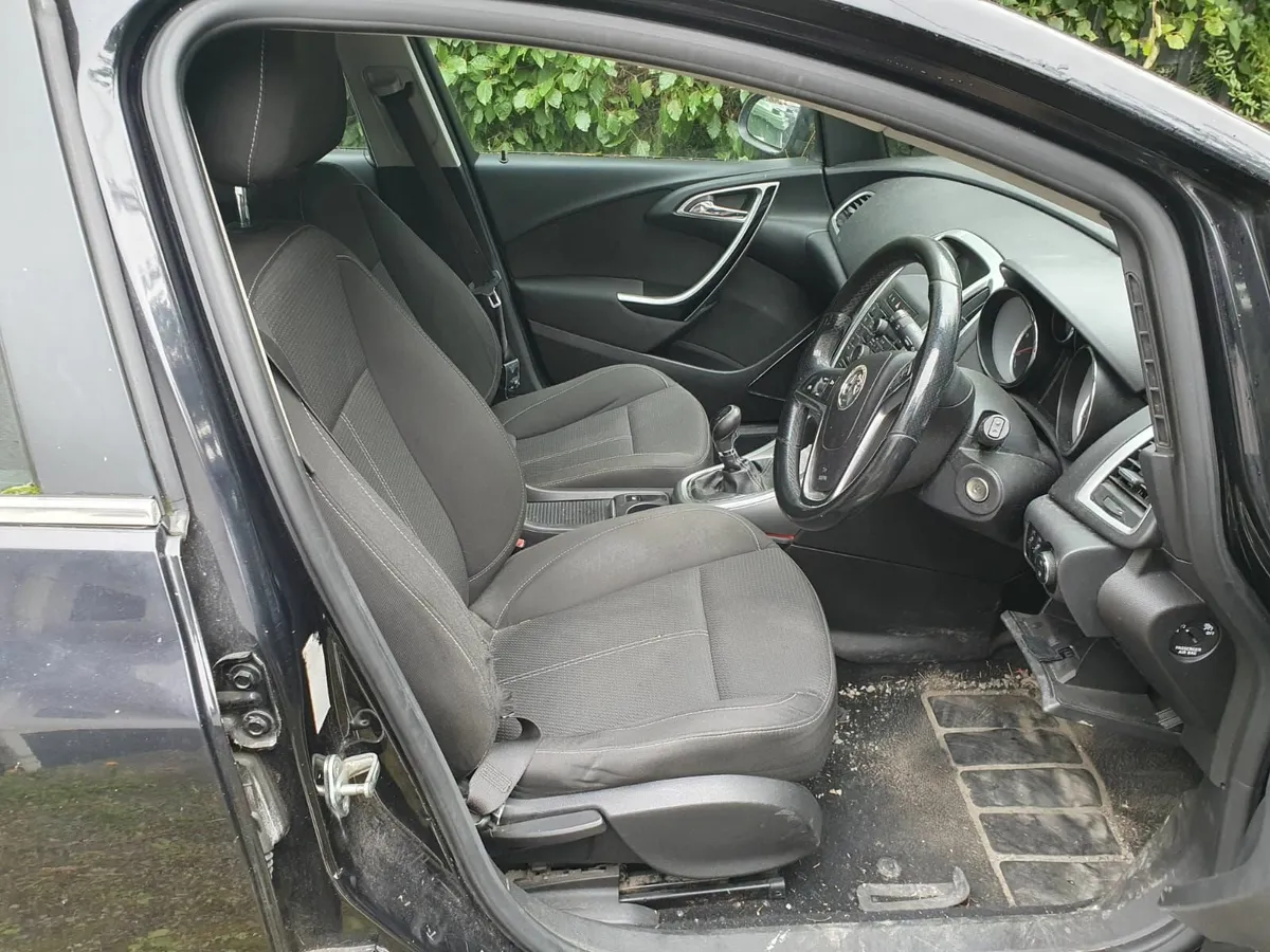 Vauxhall Astra 2010 - Image 4