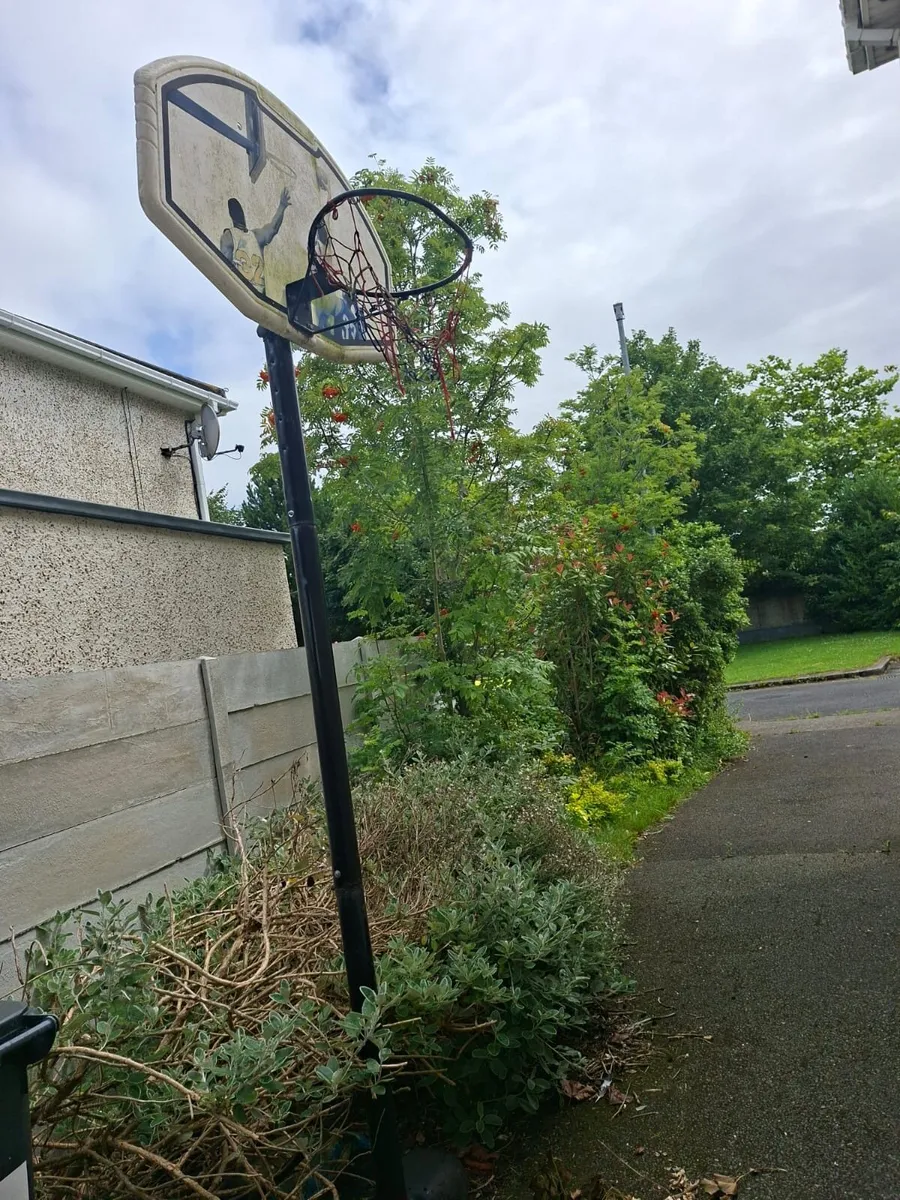 🏀BASKET BALL HOOP 🏀NEGOTIABLE - Image 1