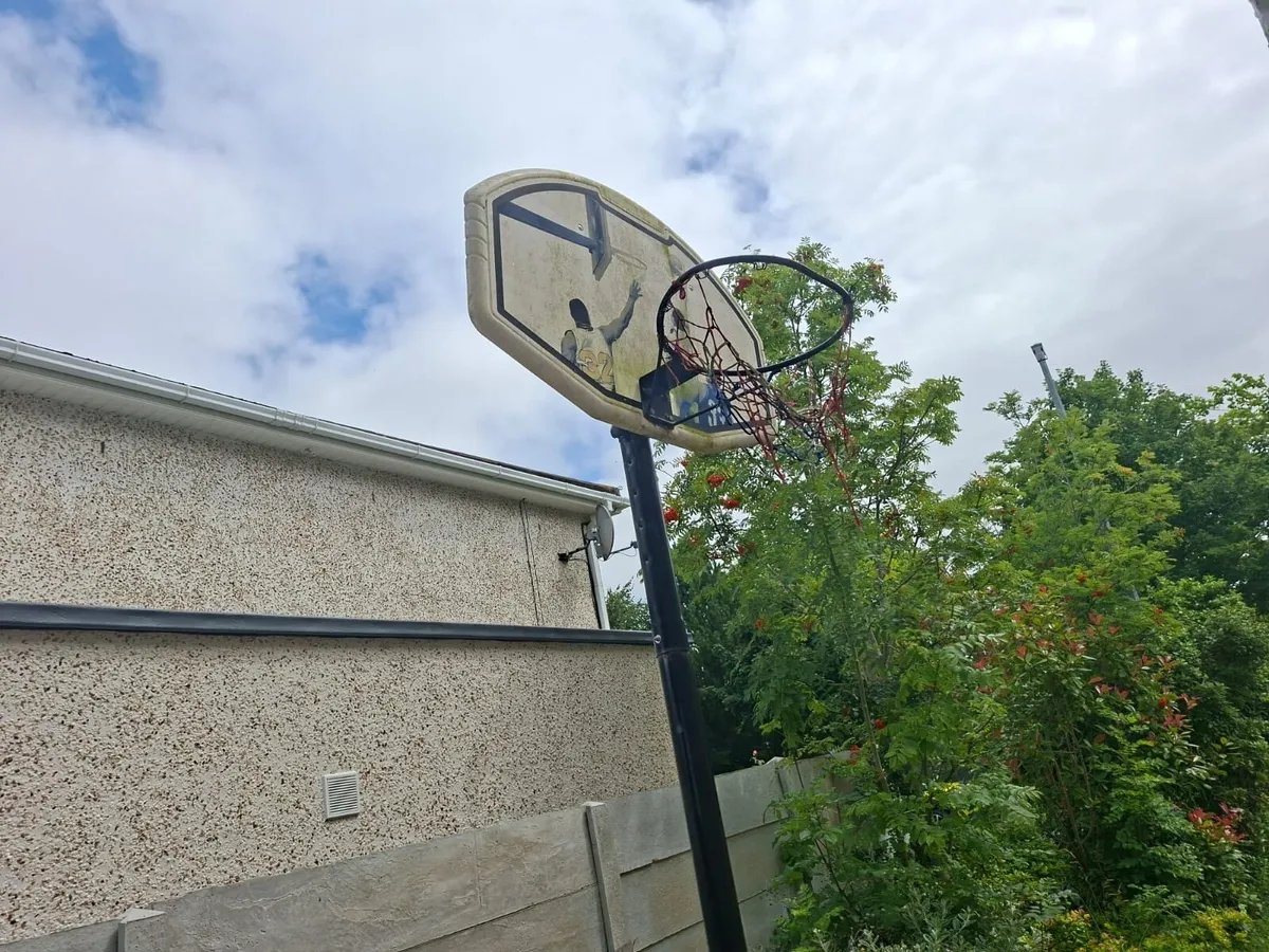 🏀BASKET BALL HOOP 🏀NEGOTIABLE - Image 2
