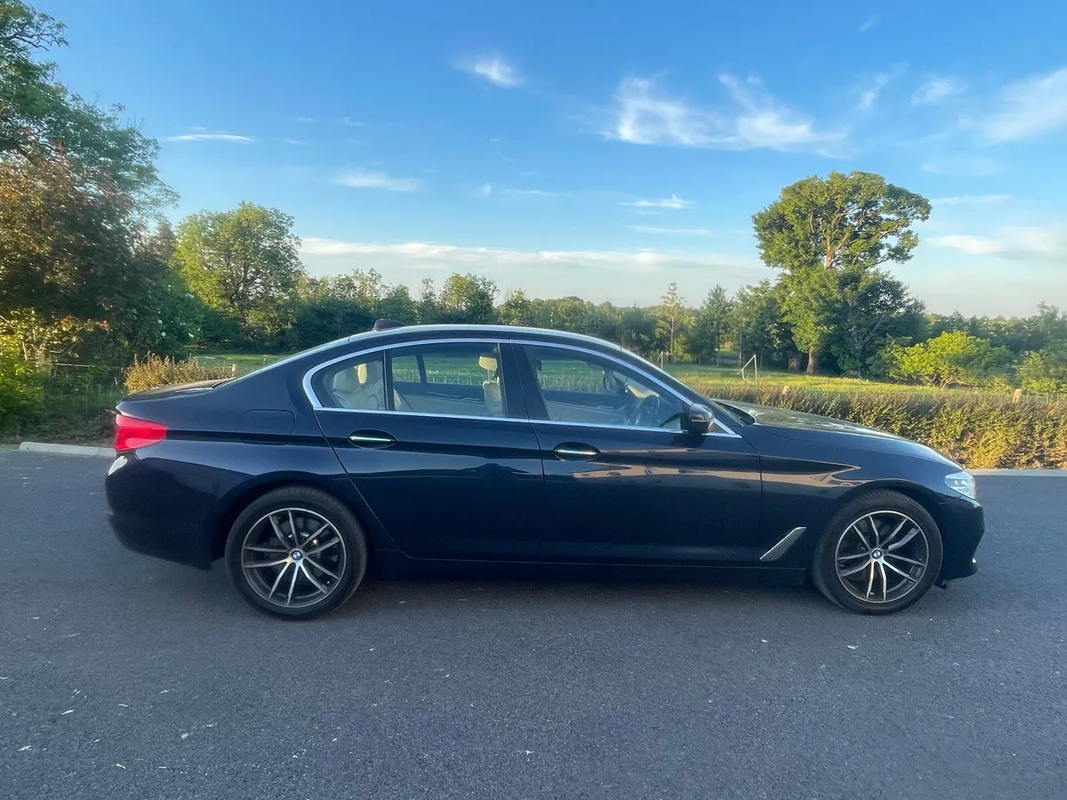 BMW 520 - Image 2