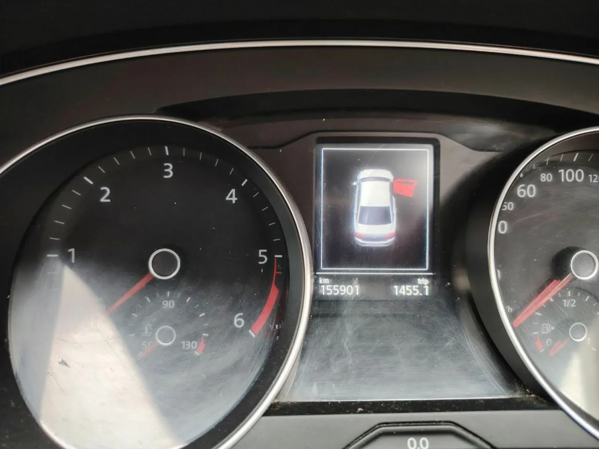 Volkswagen Passat 2015 - Image 1