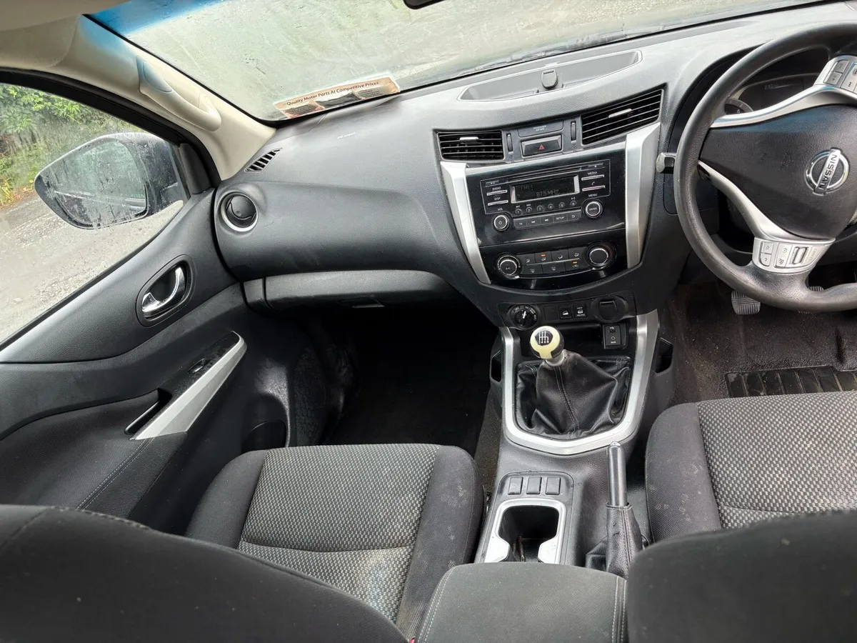 Nissan Navara - Image 4