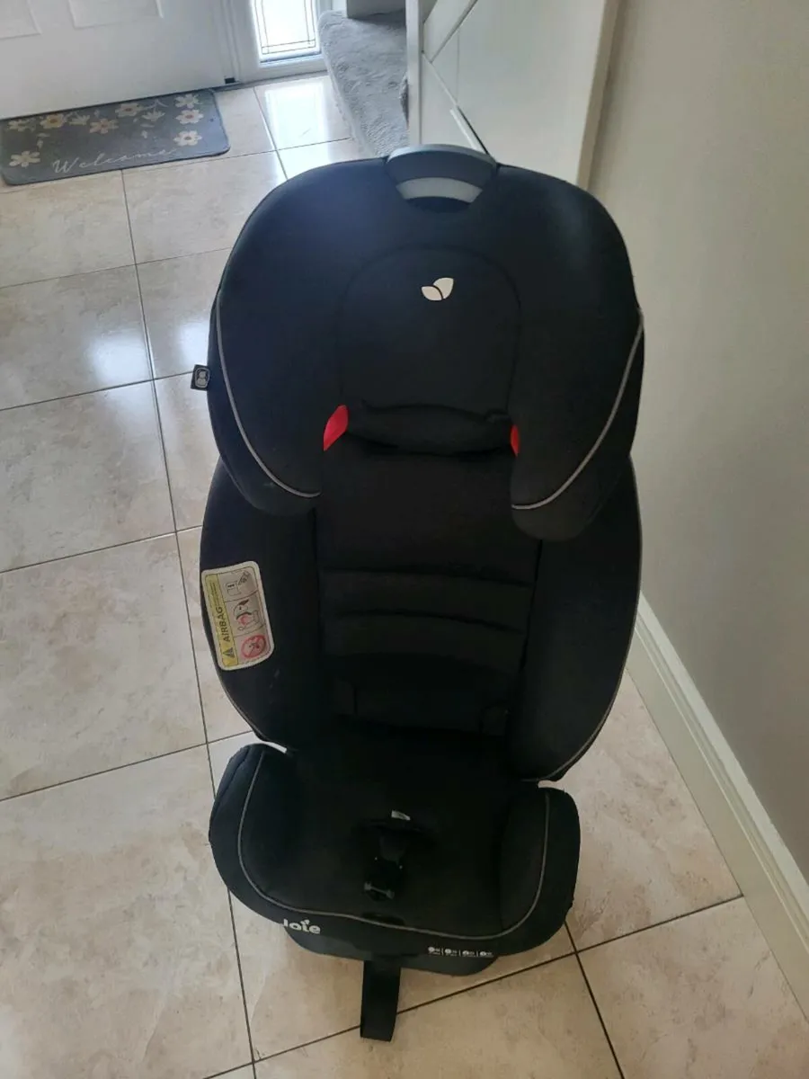 Joie every stage car seat with isofix - Image 1