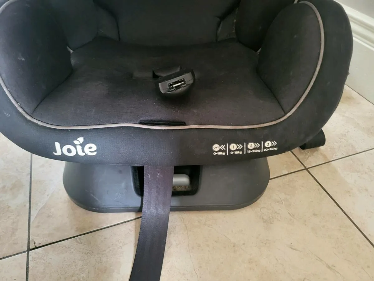 Joie every stage car seat with isofix - Image 2