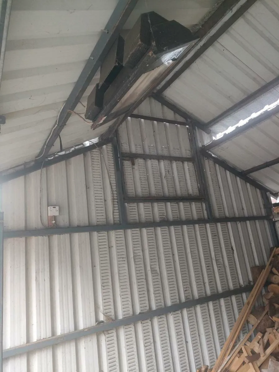 Shed - Image 4