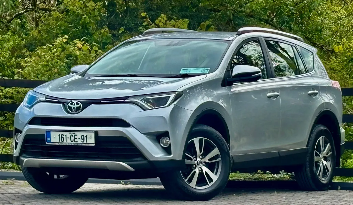 Toyota RAV4 2016 - Image 2