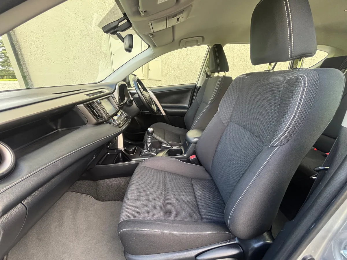 Toyota RAV4 2016 - Image 4