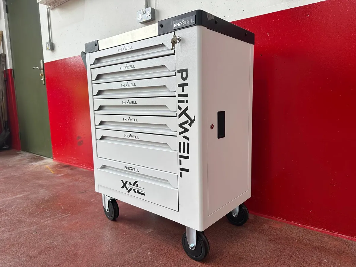 7 Drawer Tool Cabinet c/w Tools **Online Auction** - Image 3