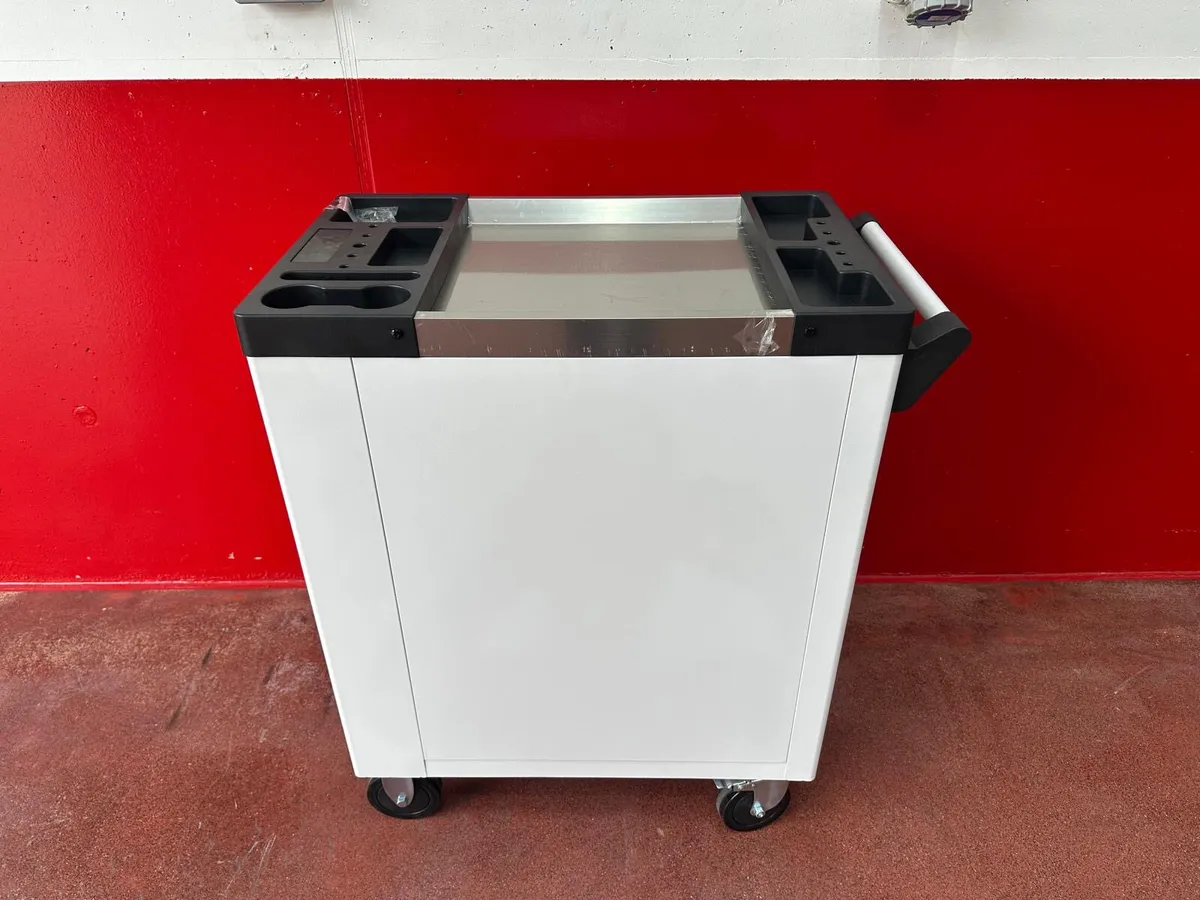 7 Drawer Tool Cabinet c/w Tools **Online Auction** - Image 4