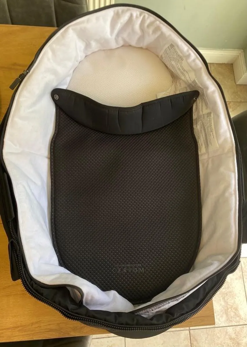I Candy Travel System - Image 4