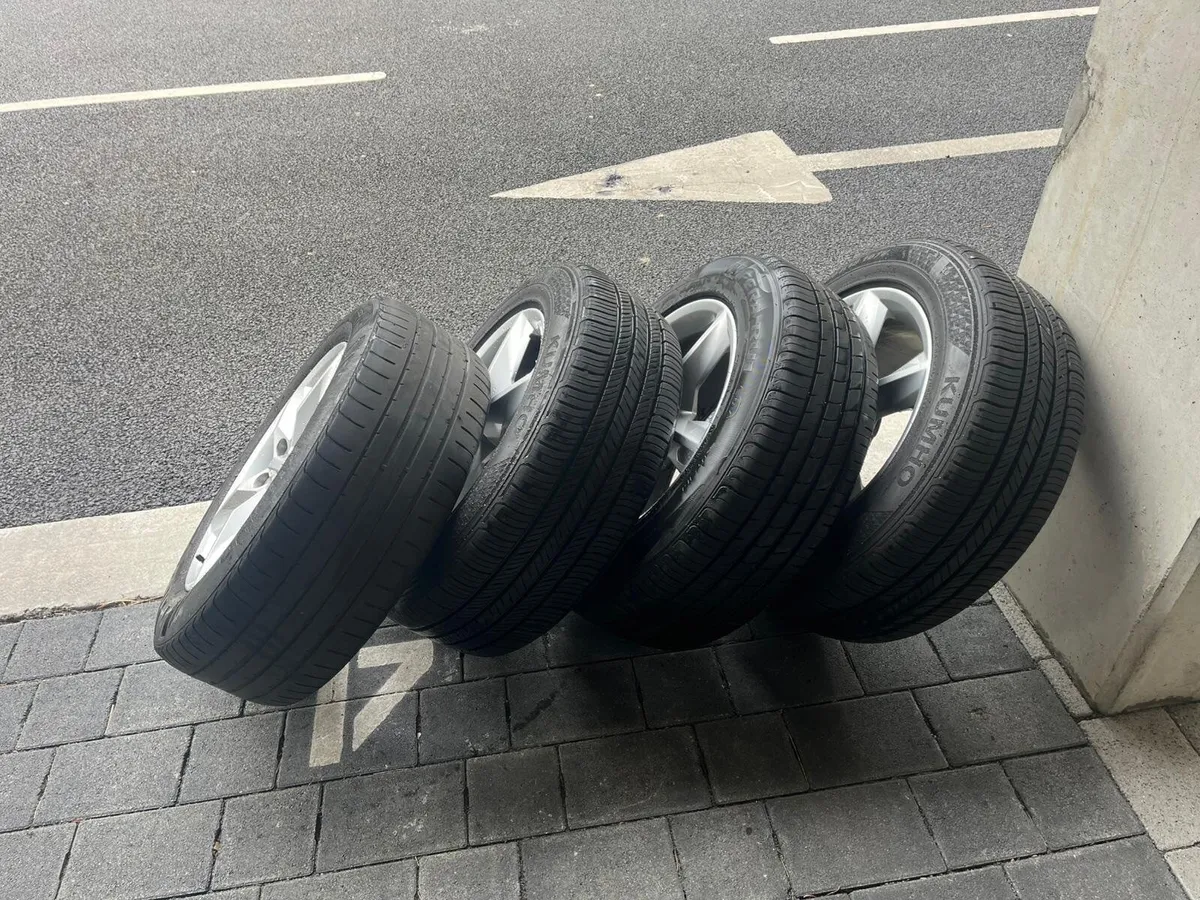 18" Audi wheels - Image 1