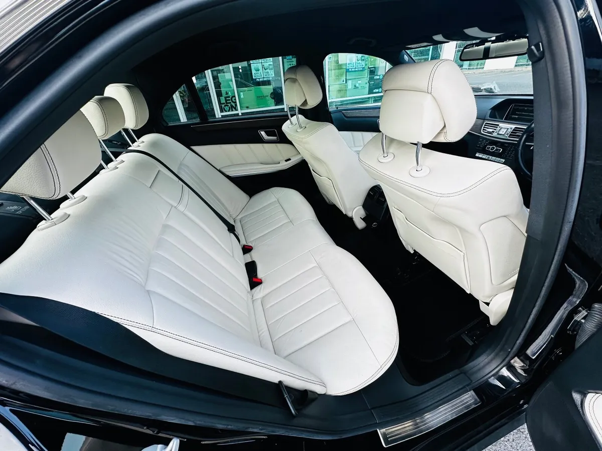 Mercedes-Benz E-Class 2014 - Image 4